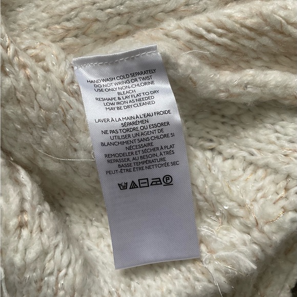 Anthropologie Fringed Pullover V-Neck Ivory Silver Threads Sweater Size Medium - Picture 13 of 13